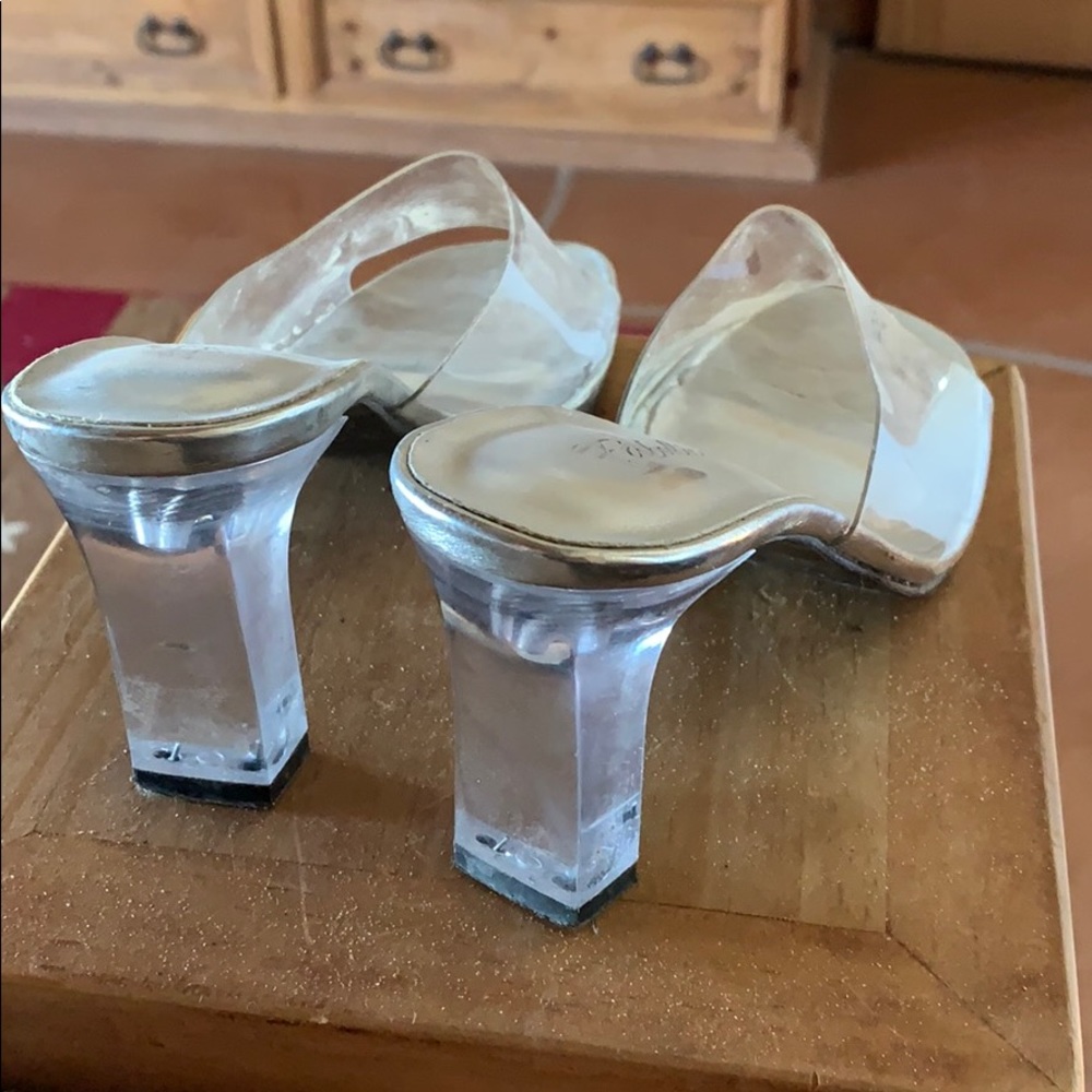 Shoes - Picture 2 of 3